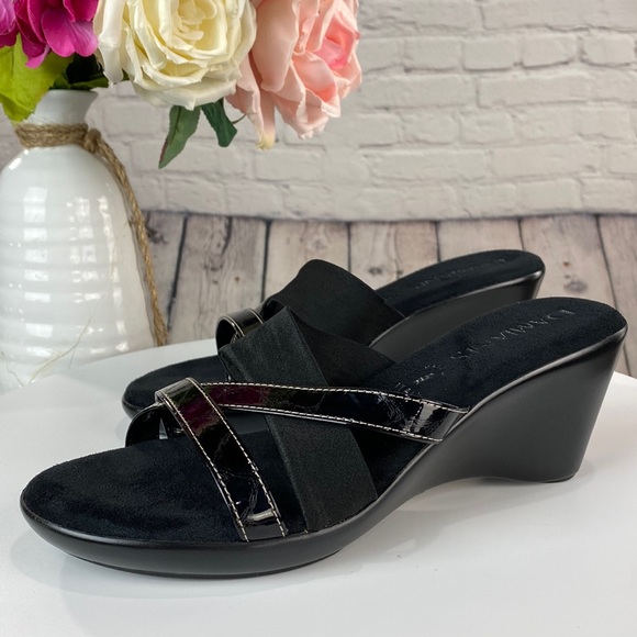 DAMIANI’S Shoes - DAMIANI’S Made In Italy Black Slip On Wedges